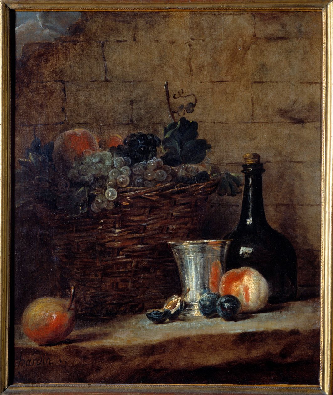 Kurv med hvide og sorte druer, sølvbæger og flaske Maleri af Jean Baptiste Simeon Chardin (1699-1779) 1700-tallets søn. 0,69x0,58 m af Jean Baptiste Simeon Chardin