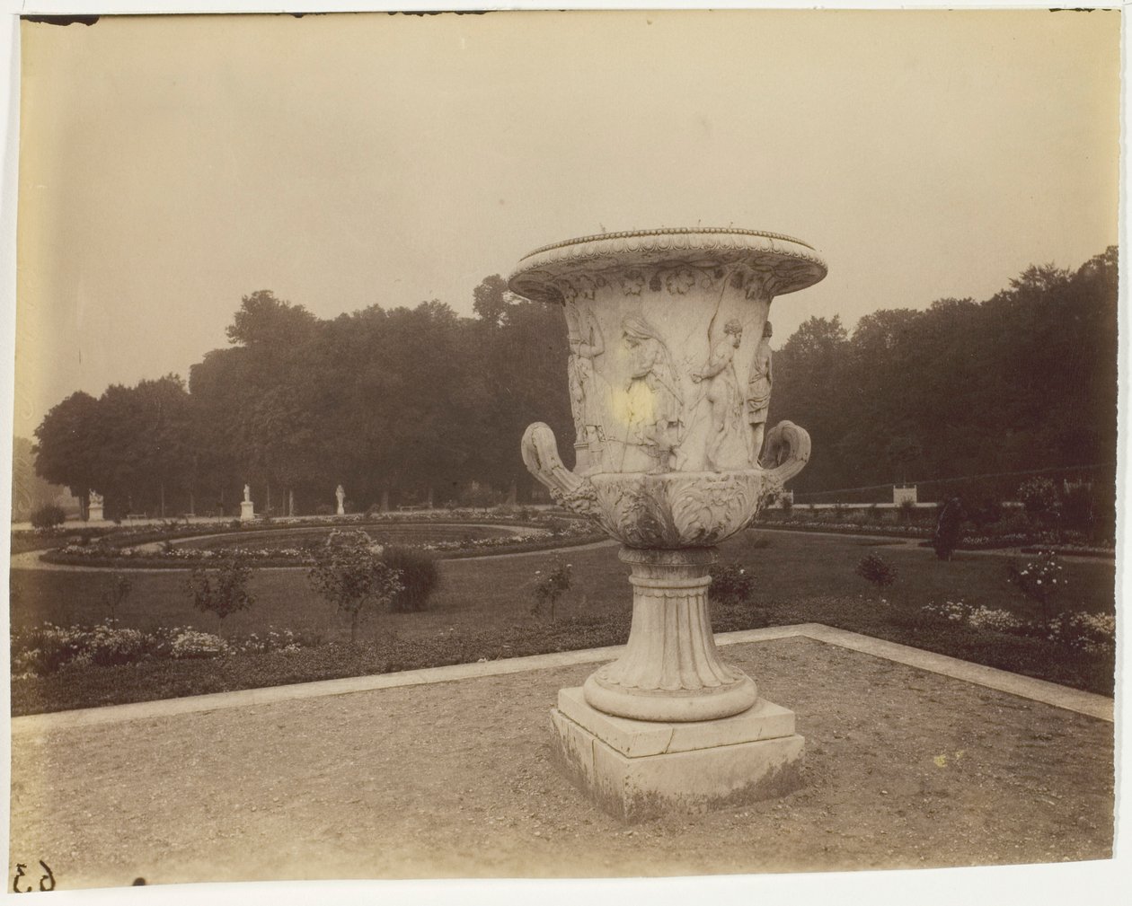 Versailles, vase af Cornu af Jean Eugène Auguste Atget