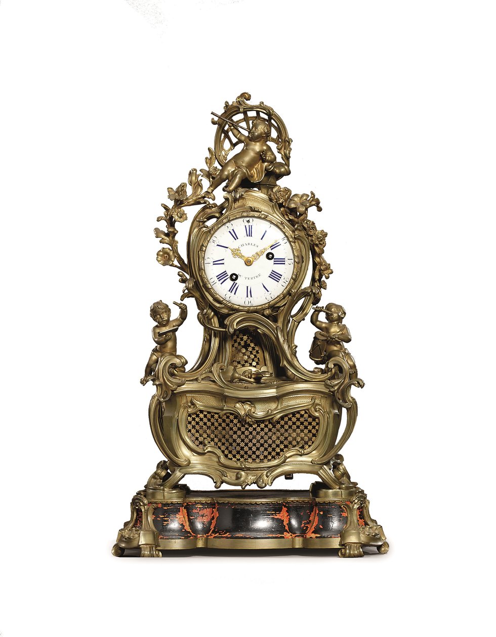 Et Louis XV ormolu musikalsk kaminur, ca. 1750 af Jean Joseph de Saint Germain