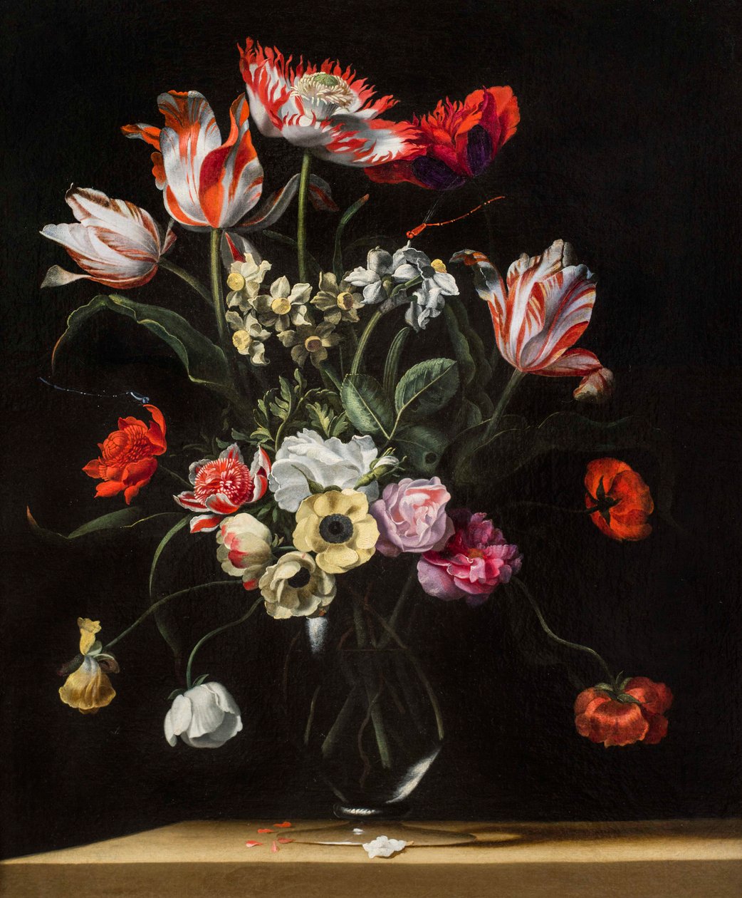 Tulipaner, påskeliljer, nelliker, valmuer, anemoner og andre blomster i en glasvase på en træafsats, en af et par, 1600-tallet af Jean Picart