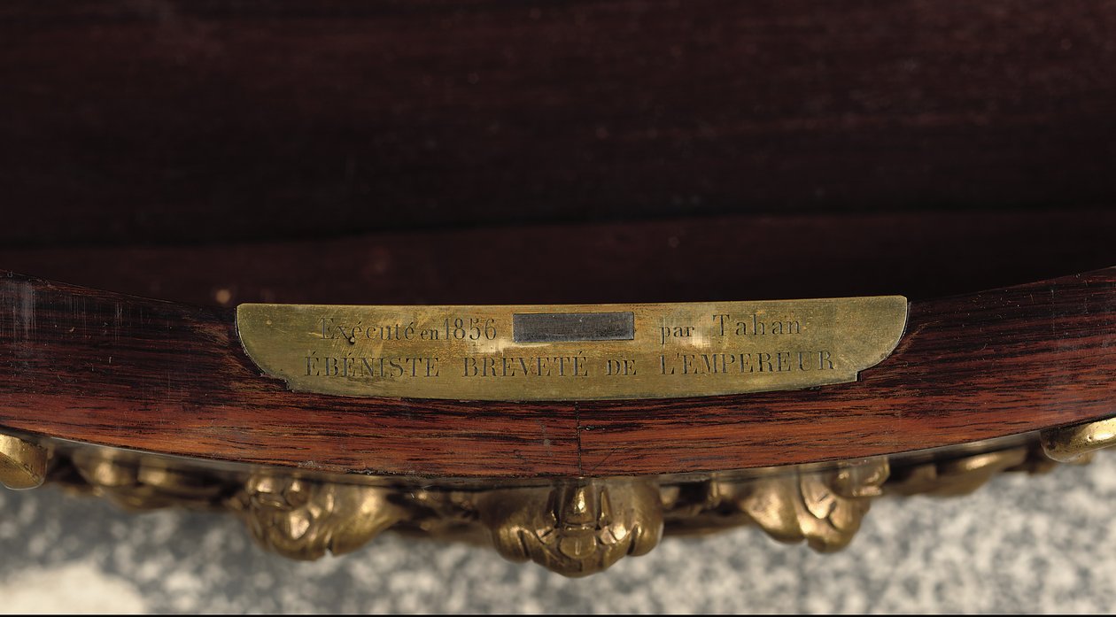 Detalje af et Napoleon III midterbord, ca. 1856 (palisander & emalje) (se også 476434 og 476435) af Jean Pierre Alexandre Tahan