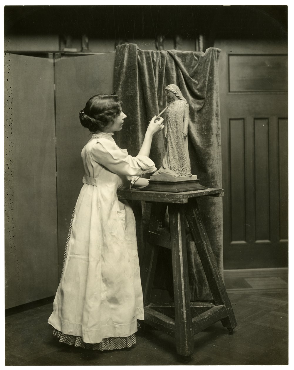 Bessie Potter Vonnoh, ca. 1905-40 (foto af gelatinesølv) af Jessie Tarbox Beals