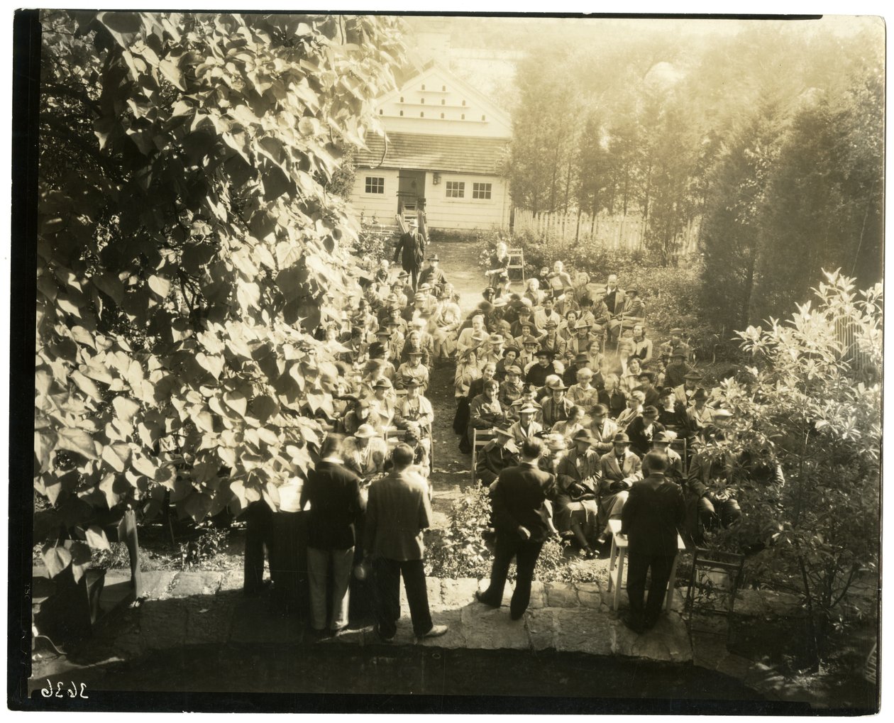John W. Mitchell af Jessie Tarbox Beals