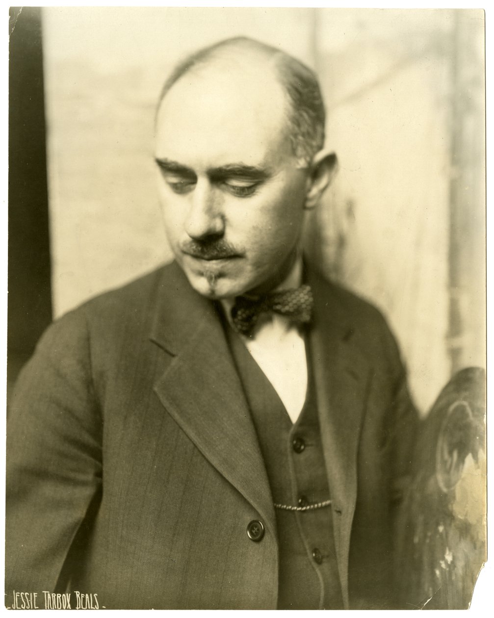 Jonas Lie - kunstner, udstilling malerier nu på Macbeth Galleries, 1905 af Jessie Tarbox Beals