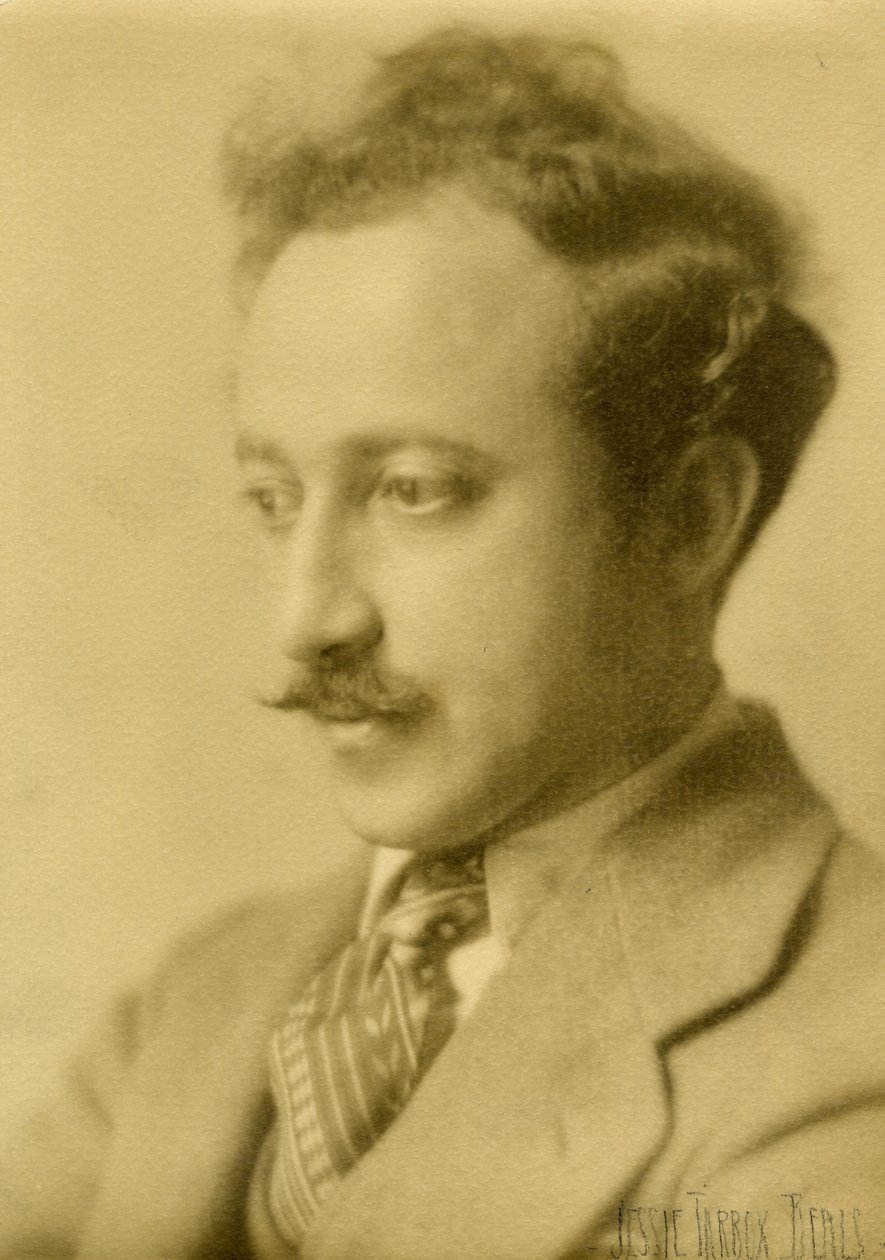 Joseph Auslander, digter, ca. 1925-27 (foto af gelatinesølv) af Jessie Tarbox Beals