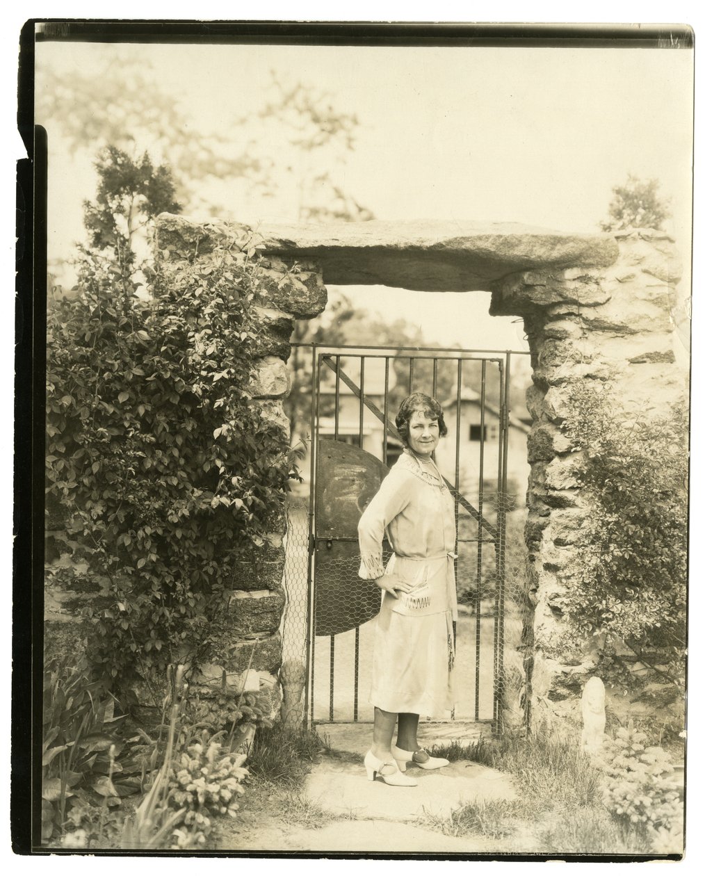 Fru Ernest Thompson Seton fra Greenwich Conn, national præsident for League of American Pen Women, der sejler den 18. juni med Field Expedition for at udforske Amazonas
