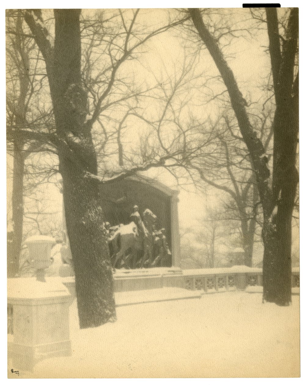 Shaw Memorial, Boston, USA, ca. 1902-10 (foto af gelatinesølv) af Jessie Tarbox Beals