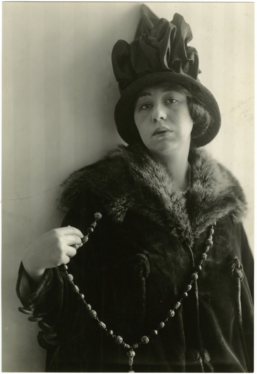 Zoë Akins, forfatter til Déclassée, ca. 1905-40 af Jessie Tarbox Beals