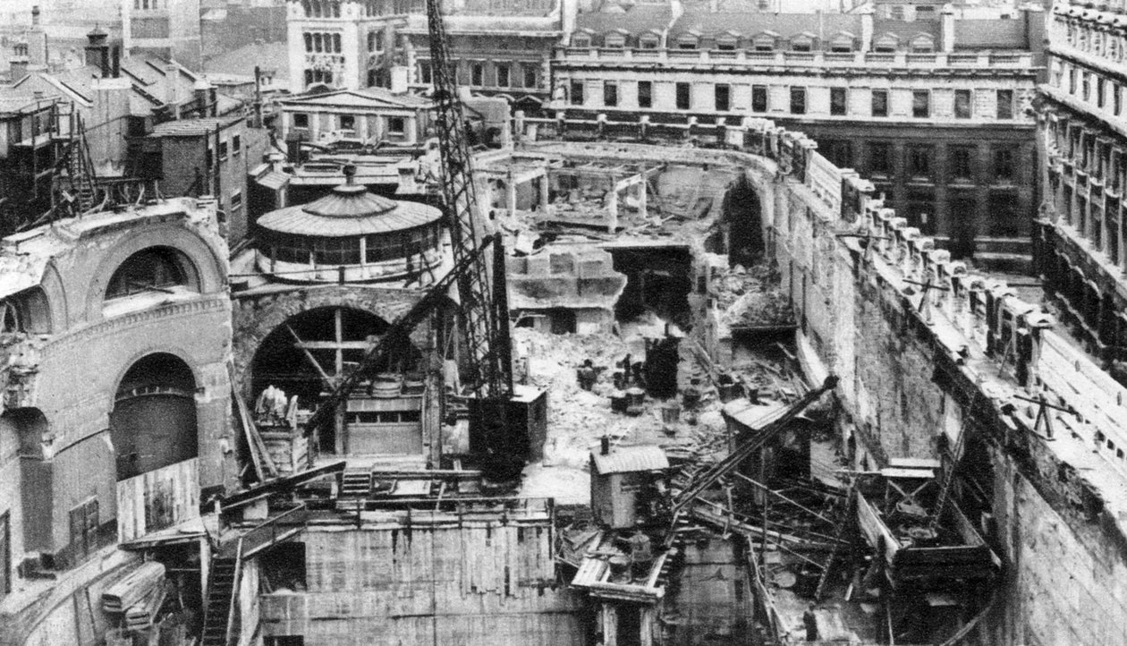 Bank, set fra taget af Royal Exchange, London, 1926-1927. af Joel