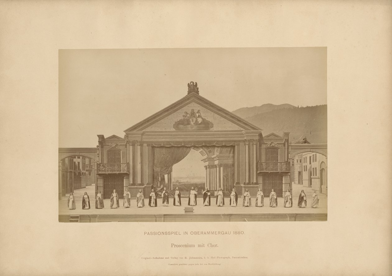 Passionsspil fra Ober-Ammergau - proscenium med kor af Johannes Bernhard