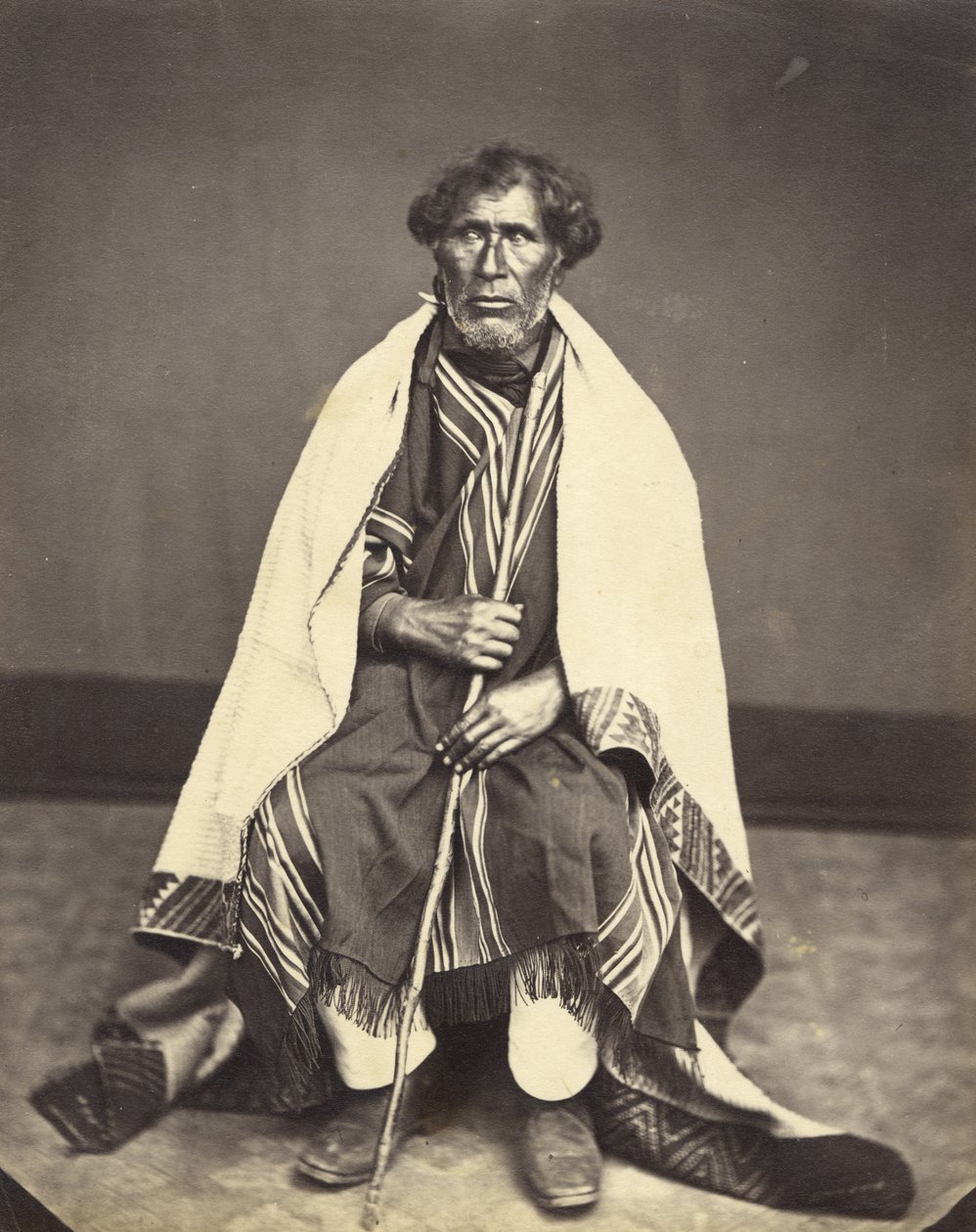 King of Tairoa, ca. 1860 (albumin print) af John Nicol Crombie