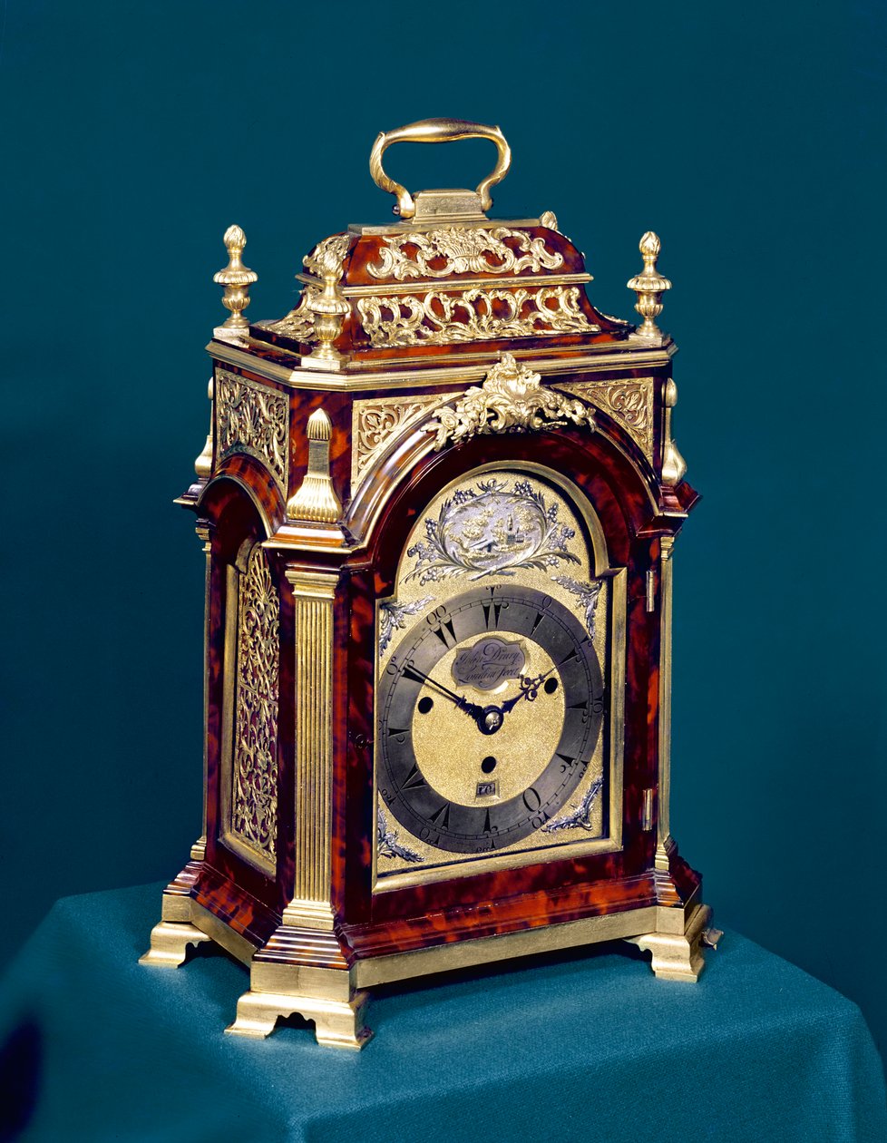Bordur, ca. 1750 (skildpaddeskalfiner med metalbeslag) af John Drury