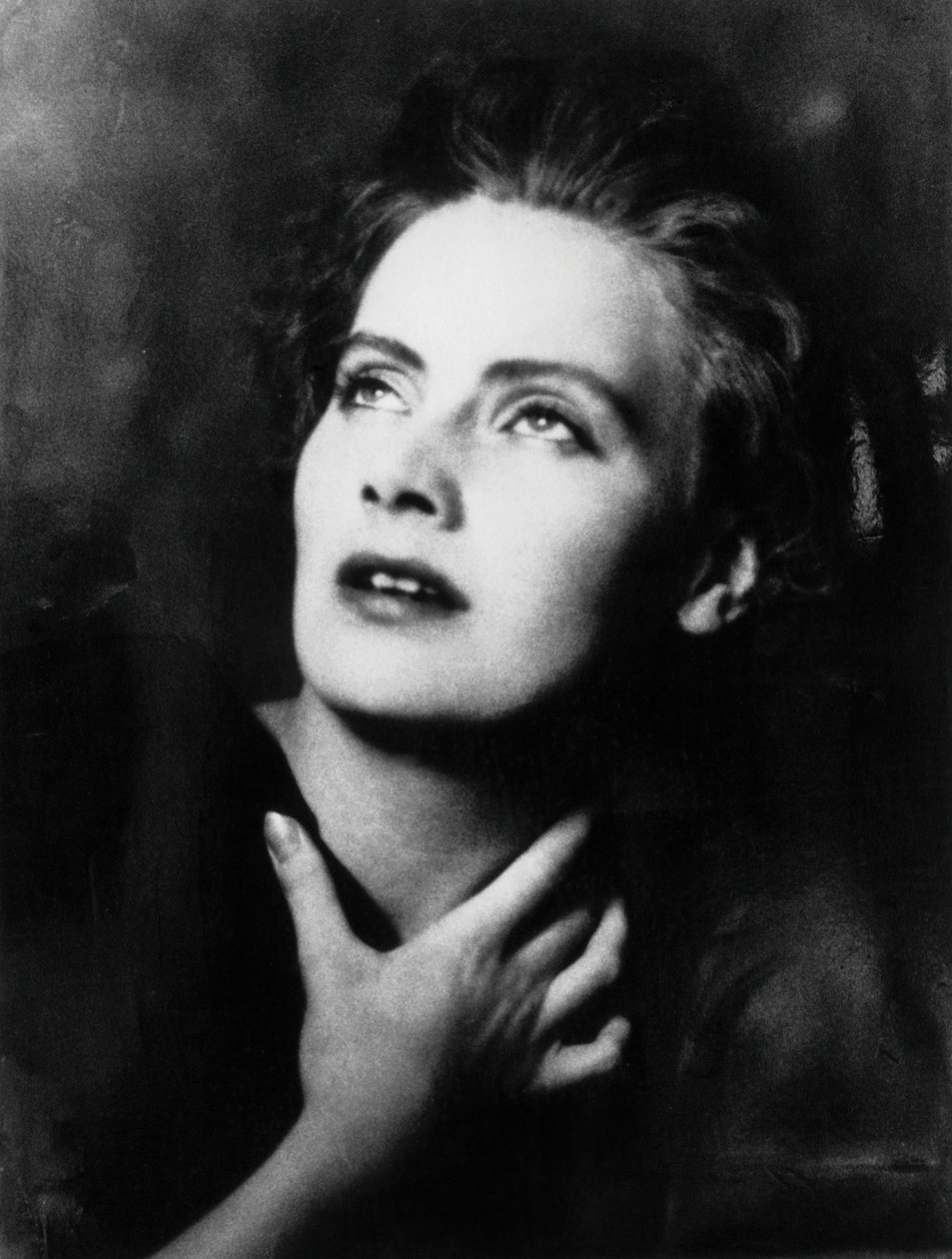 Portræt af Greta Garbo, kunstnernavnet på Greta Lovisa Gustafsson (1905-1990), svensk skuespillerinde, fotografi af Arnold Genthe (1869-1942) fra 1925, sølvsalttryk af Walter Charles Mills
