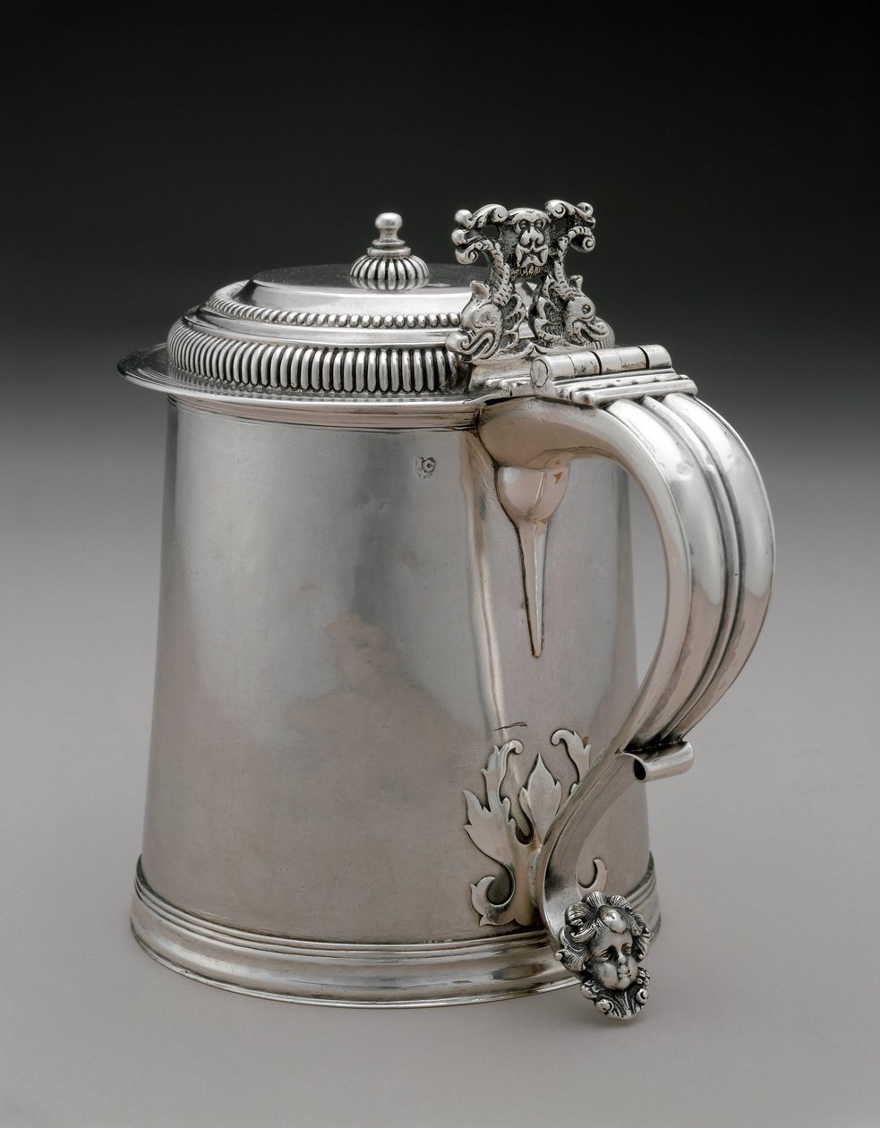 Tankard, 1695-1711 (sølv) af John Coney