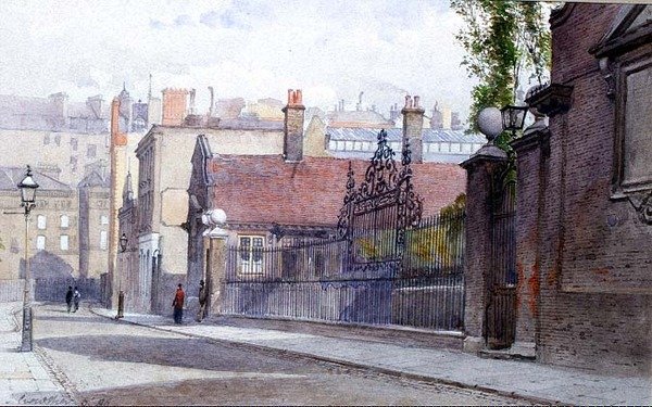 Emmanuel Hospital, Buckingham Gate, set fra gaden af John Crowther