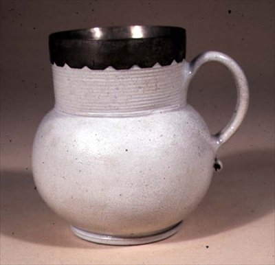 Krus, ca.1680 (saltglaseret stentøj) af John Dwight