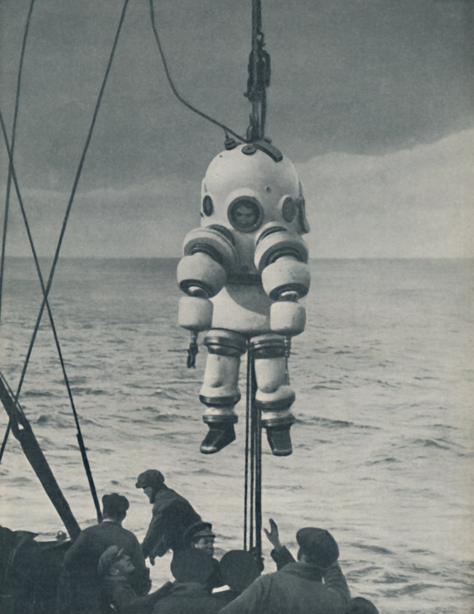 The Eternal Fight Against the Sea: Armored Casing for the Deep-Sea Diver, c1935dani af John Hammerton