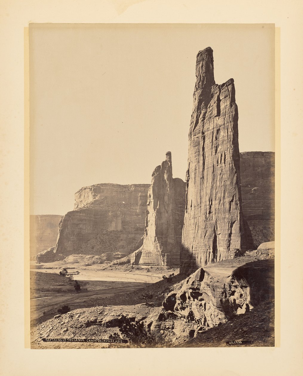 Høvdinge i kløften, Canyon de Chelly, Arizona af John K. Hillers