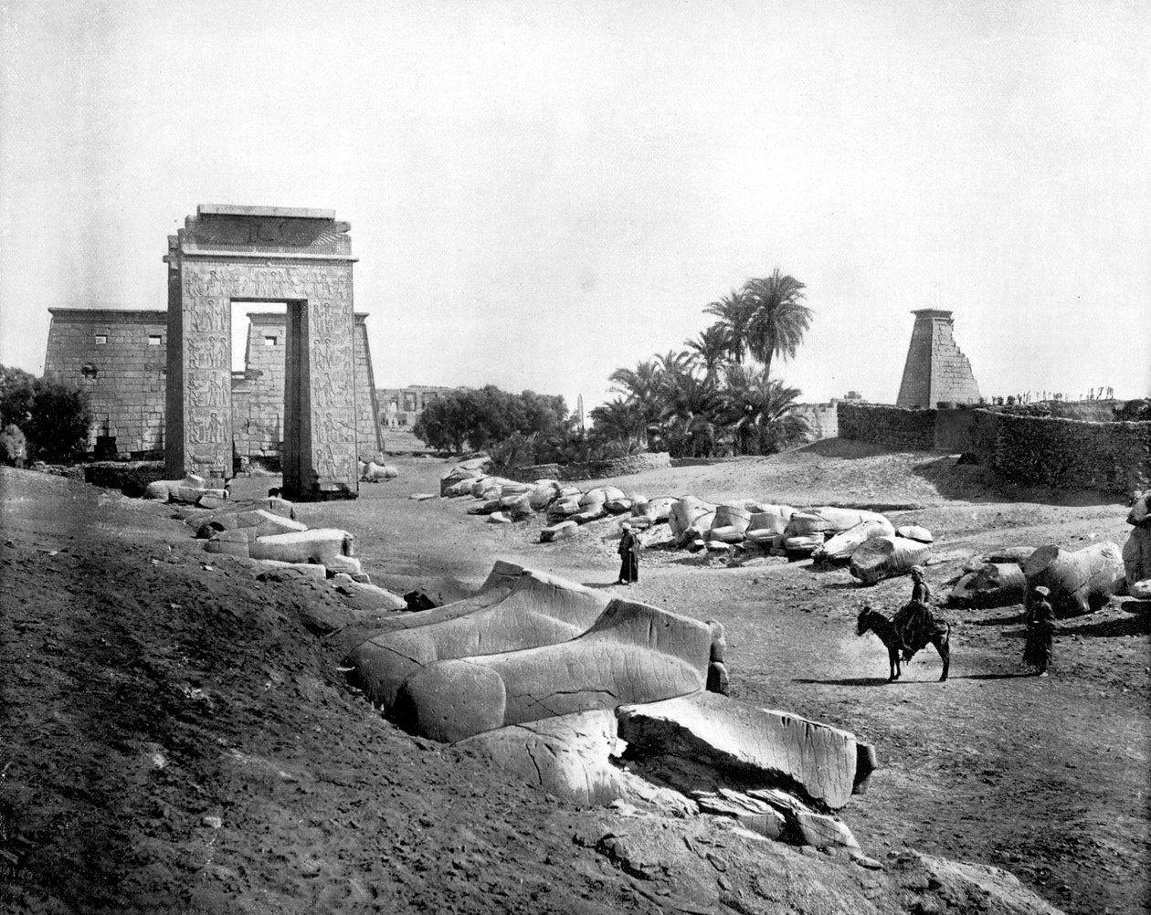 Avenue of Sphinxes, Karnak, Egypten, 1893. af John L. Stoddard