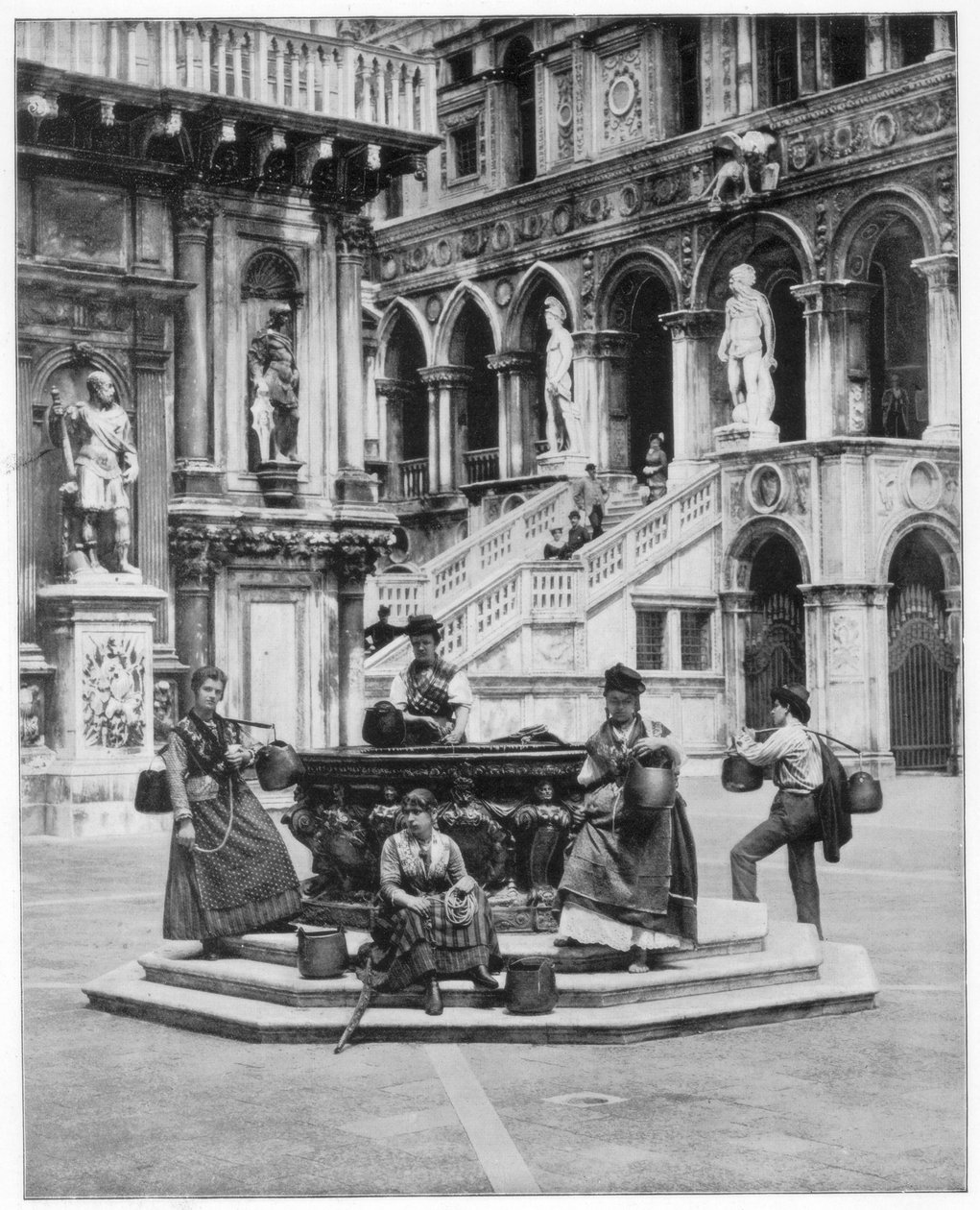 Gården til det hertuglige palads, Venedig, slutningen af det 19. århundrede. af John L. Stoddard