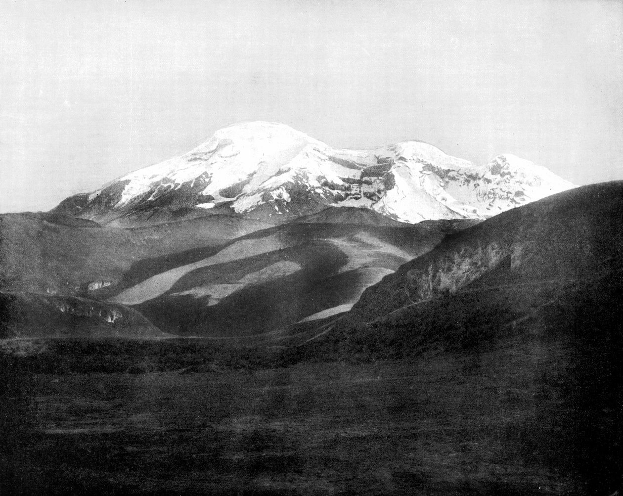 Mount Chimborazo, Ecuador, 1893. af John L. Stoddard