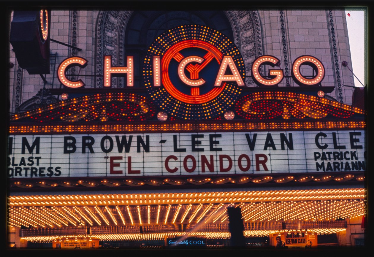Chicago Theater Neon Marquee, Chicago, Illinois, USA af John Margolies