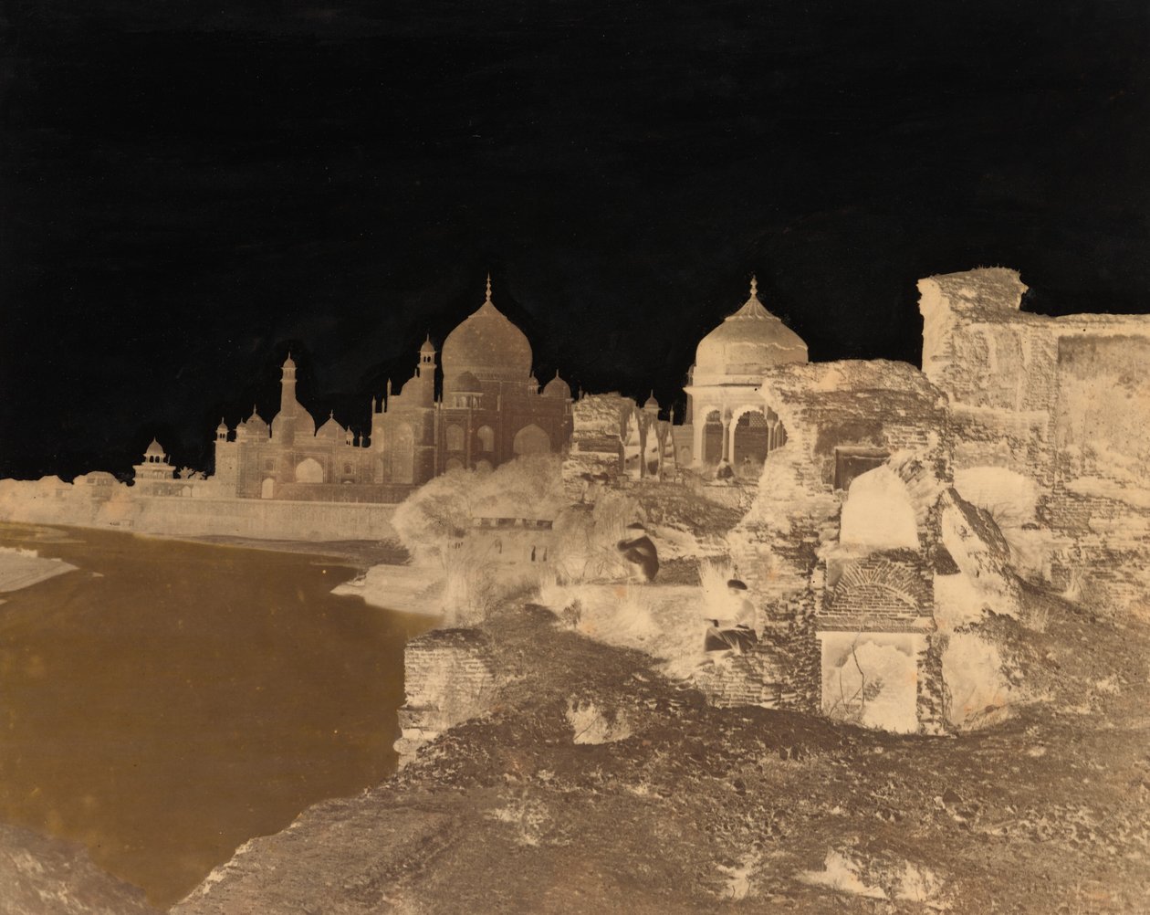 Taj Mahal fra øst, ca. 1858-1862 (foto) af John Murray