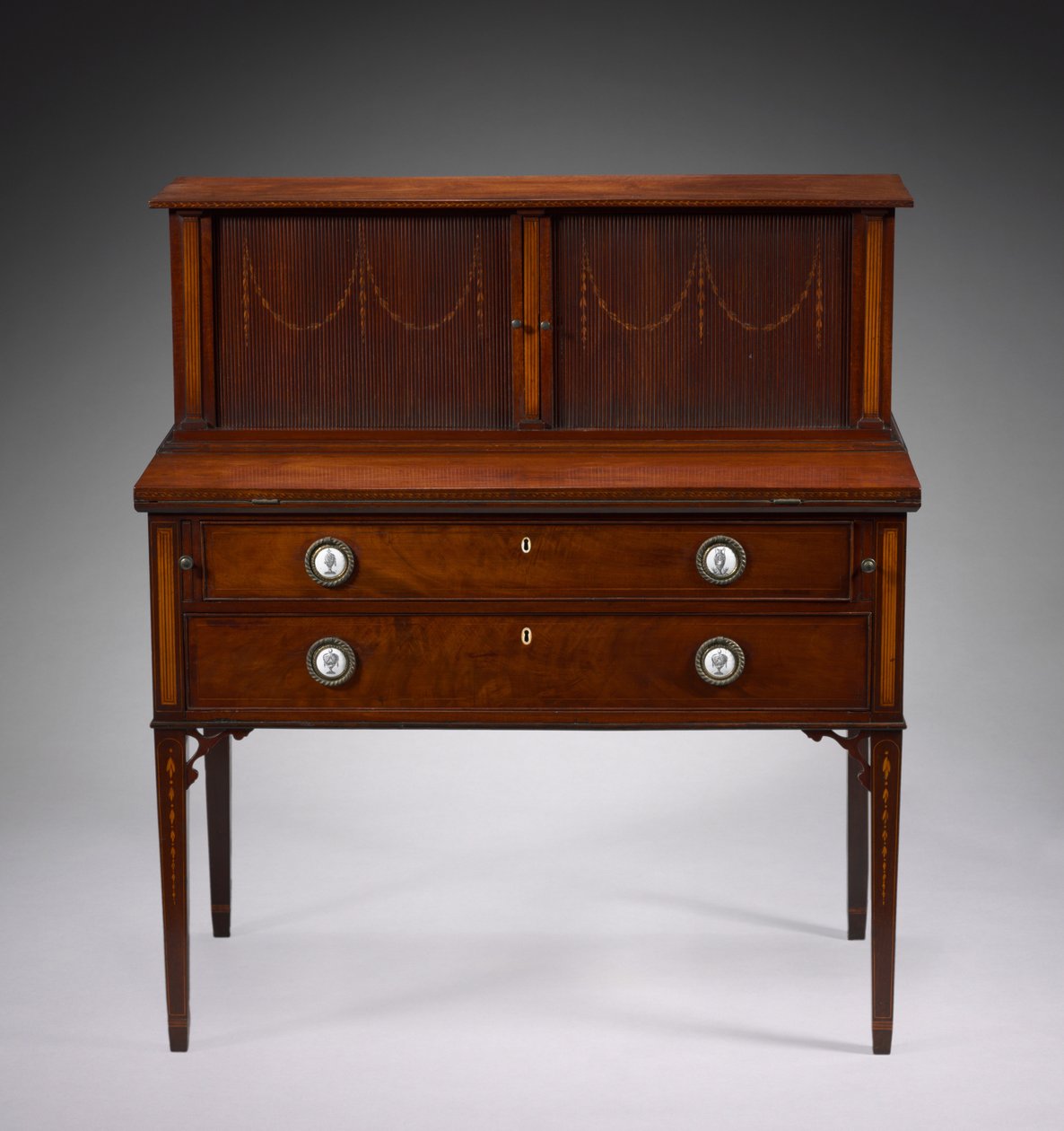 Trommeskrivebord, ca.1800 af John Seymour