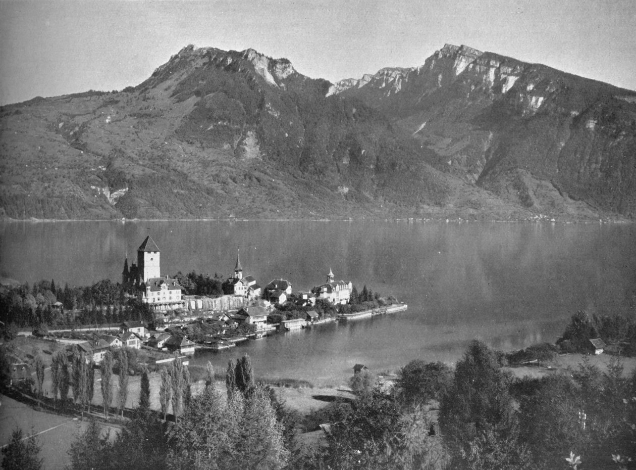 Spiez, ved Thun-søen, 1910 af John Swain and Son