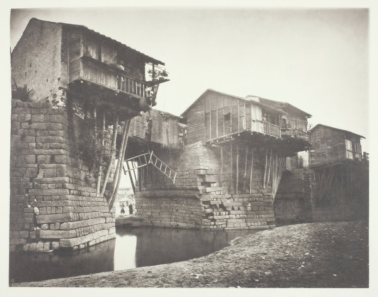 Chao-Chow-Fu-broen, ca. 1868. af John Thomson