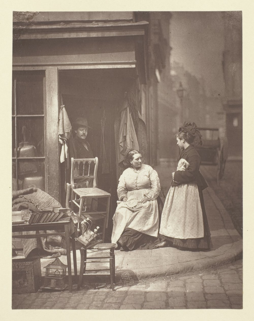 Gamle Møbler af John Thomson