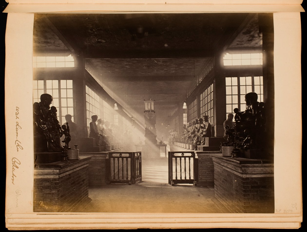 Wah Lum Chu, Kanton (nu: Hualin-templet) af John Thomson