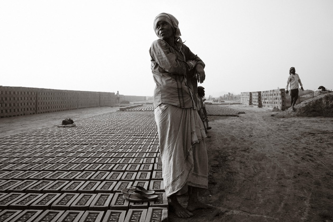 Murstensfabrikker i Kolkata, Indien, 2016 (foto) af Jon Nicholson