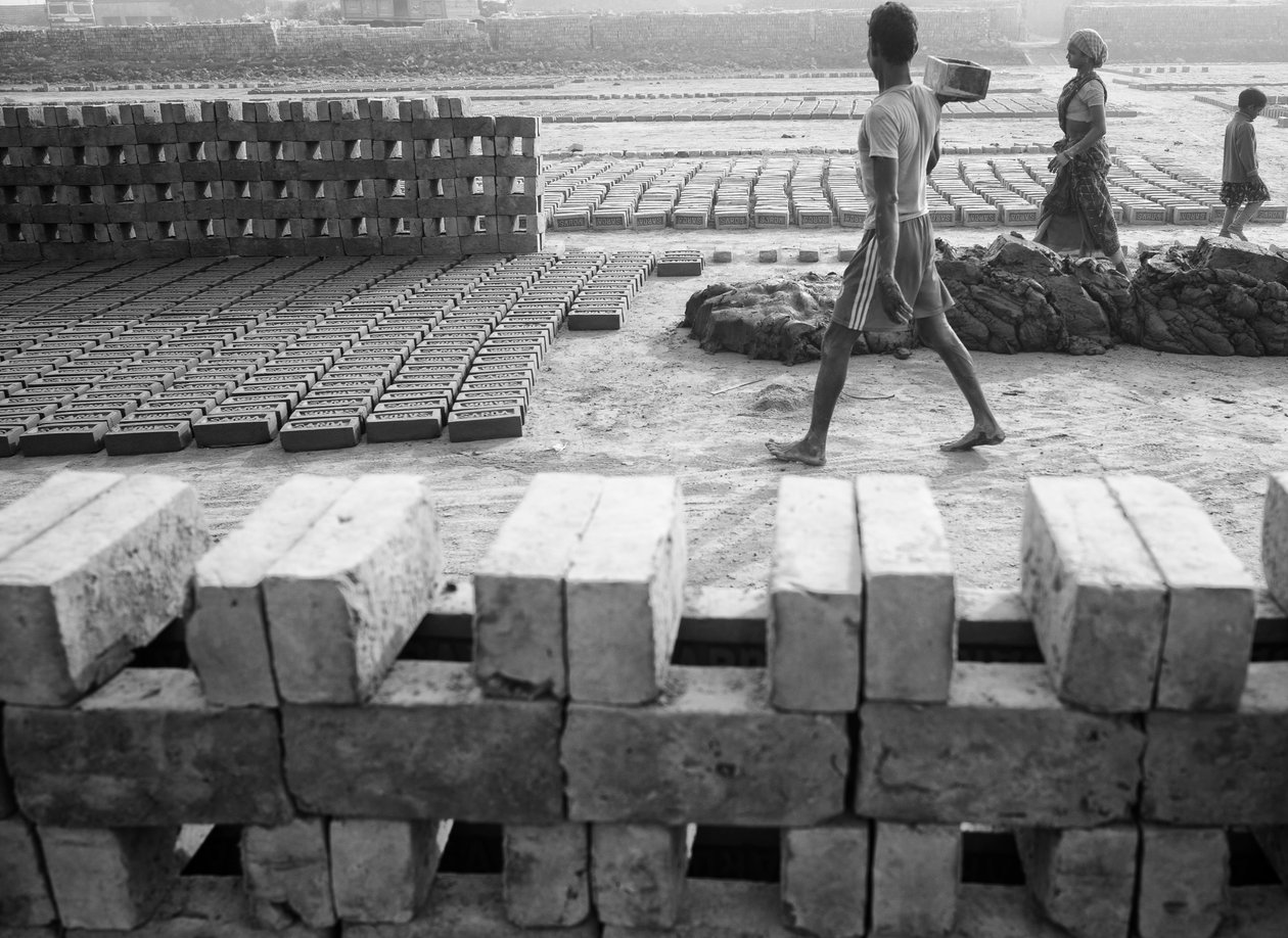 Murstensfabrikker i Kolkata, Indien, 2016 (foto) af Jon Nicholson