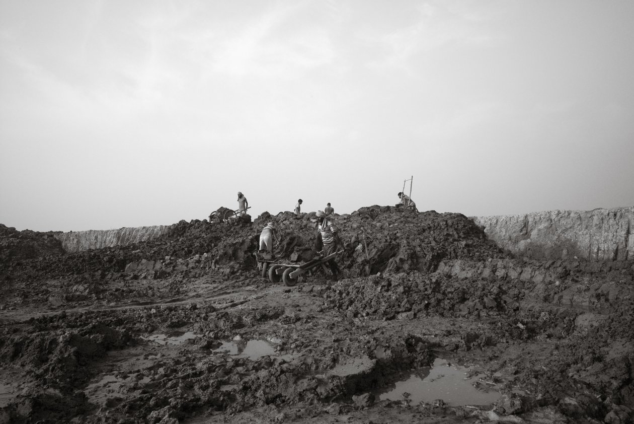 Murstensfabrikker i Kolkata, Indien, 2016 (foto) af Jon Nicholson