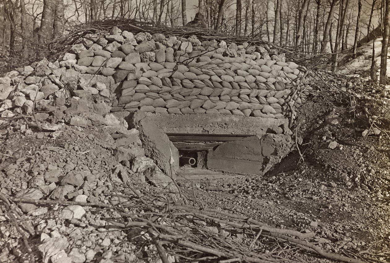 Album "Min verdenskrig - minder om den sydvestlige front i Kärnten, Italien, Trentino-Alto Adige) 31/03/1915-12/11/ 1918 - Josef Zohles Vienna ": militærbunker med kanon af Josef Zohles