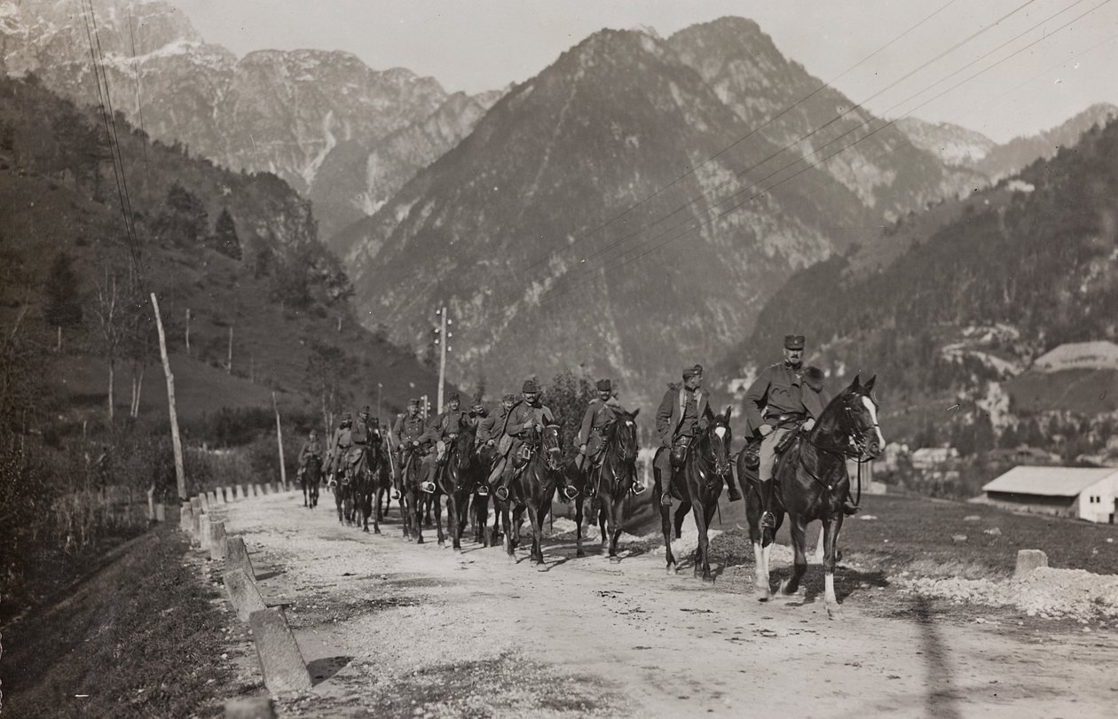 Album "Min verdenskrig - minder om den sydvestlige front i Kärnten, Italien, Trentino-Alto Adige) 31/03/1915-12/11/ 1918 - Josef Zohles Wien ": soldater fra kavaleriet (b/ af Josef Zohles