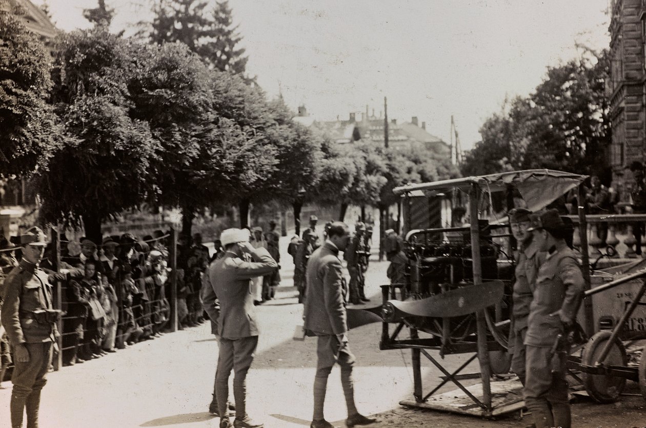 Album "Min verdenskrig - minder om den sydvestlige front i Kärnten, Italien, Trentino-Alto Adige) 31/03/1915-12/11/ 1918 - Josef Zohles Wien ": Østrigske soldater (s/h-billede af Josef Zohles