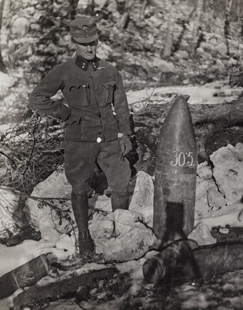 Album "Min verdenskrig - minder om den sydvestlige front i Kärnten, Italien, Trentino-Alto Adige) 31/03/1915-12/11/ 1918 - Josef Zohles Vienna ": soldat med kugle (s/h ph) af Josef Zohles