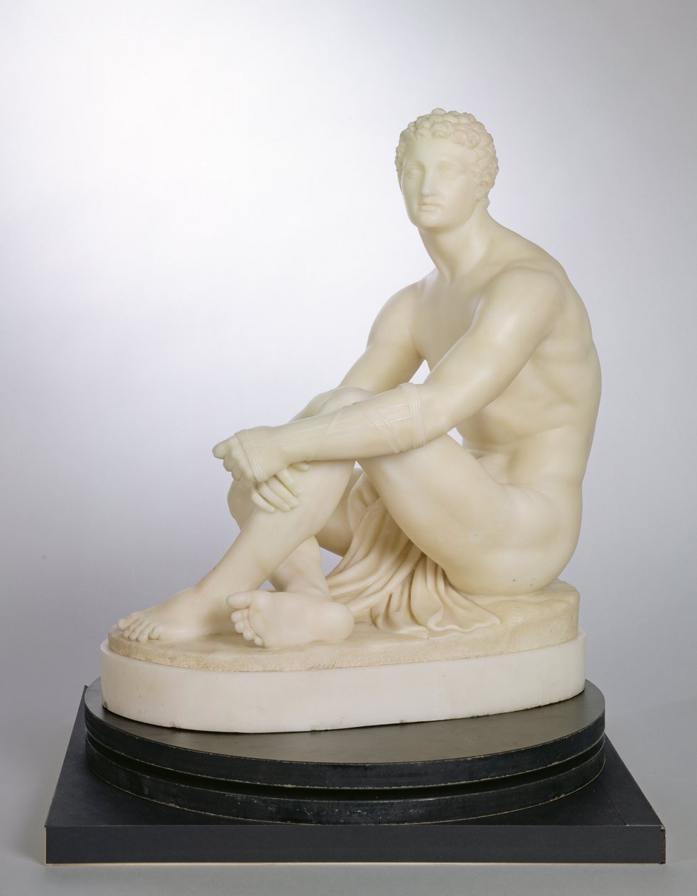 En græsk bokser venter på sin tur, ca. 1838 (marmor) af Joseph Gott