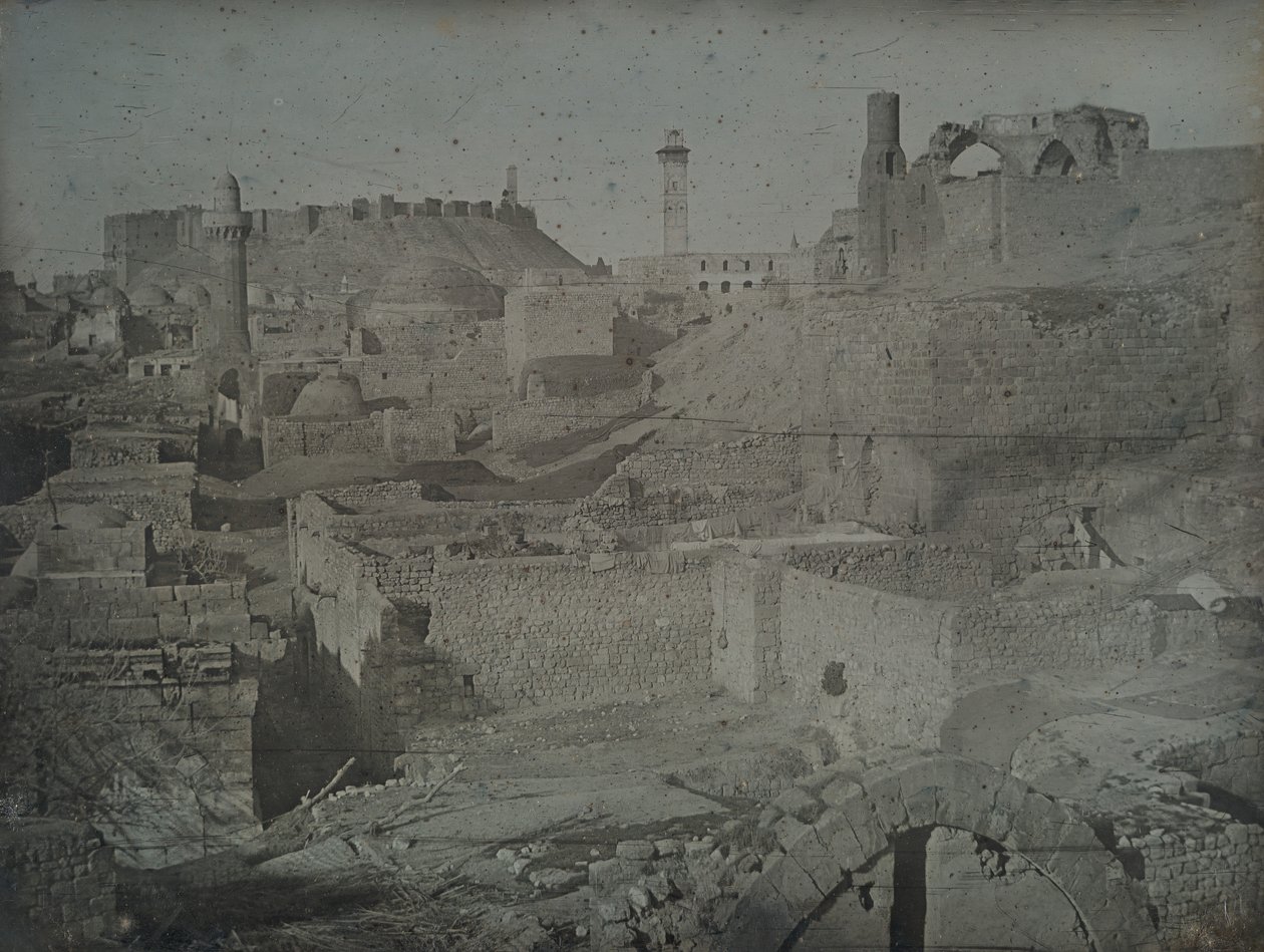 Aleppo, set fra Antiokia-porten, 1844. af Joseph Philibert Girault De Prangey