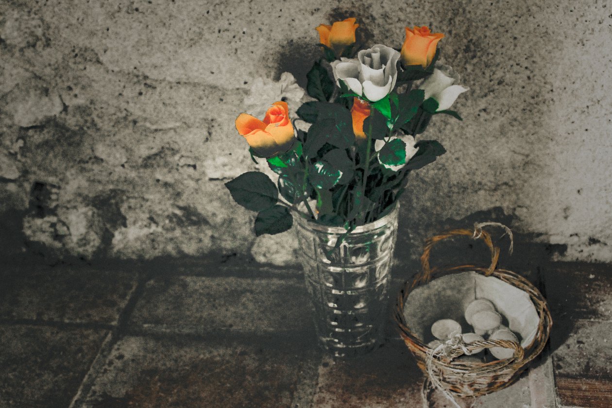 Candles for the Mariners, fra serien Chapelle du Canal, 2016 (fotografi) af Joy Lions