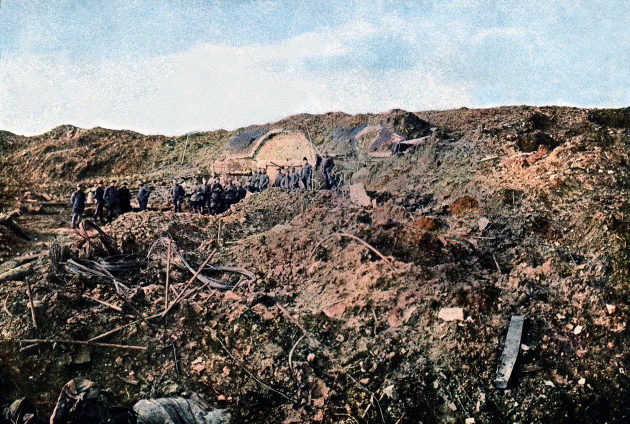 Soldater i Fort de Souville, som blev ødelagt af tysk artilleri, september 1916 (autokrom) af Jules Gervais Courtellemont