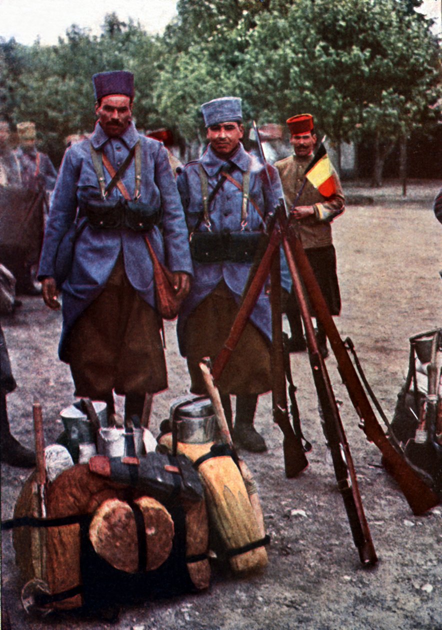 Riflemænd fra Algeriet i en lejr under slaget ved Marne øst for Paris, september 1914 (autokrom) af Jules Gervais Courtellemont