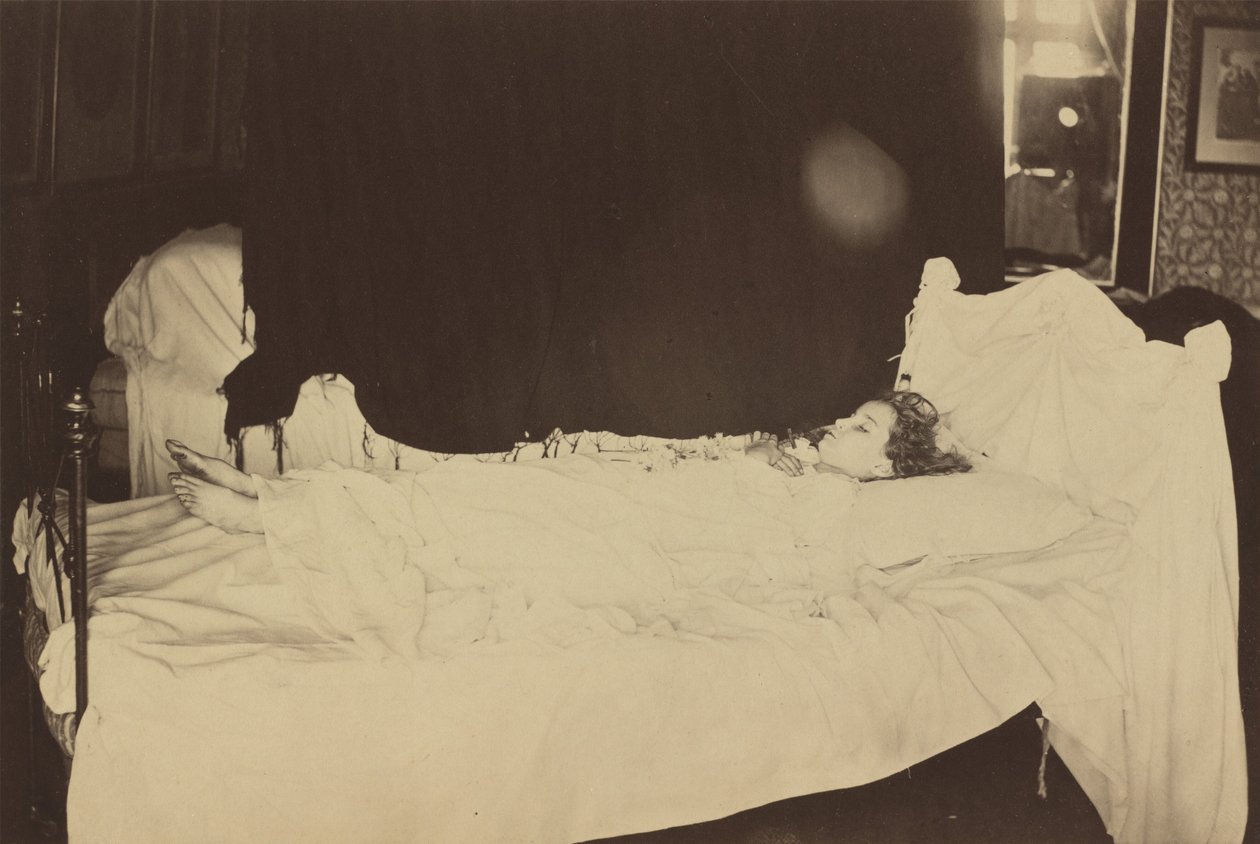 Studie af Adeline Grace Clogstoun på dødslejet, 1872 (foto) af Julia Margaret Cameron
