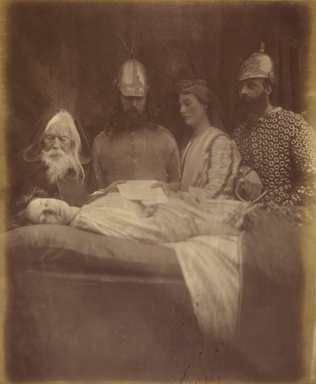 Elaine Og ærbødigt bar de hende ind i Hall af Julia Margaret Cameron