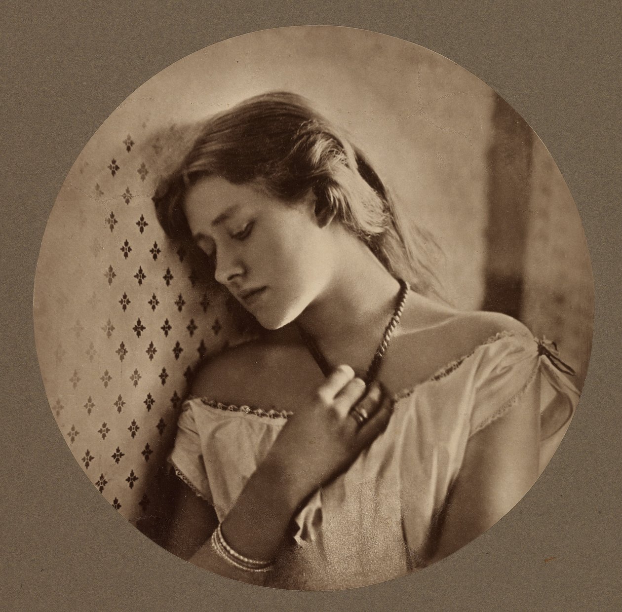 [Ellen Terry som sekstenårig] af Julia Margaret Cameron