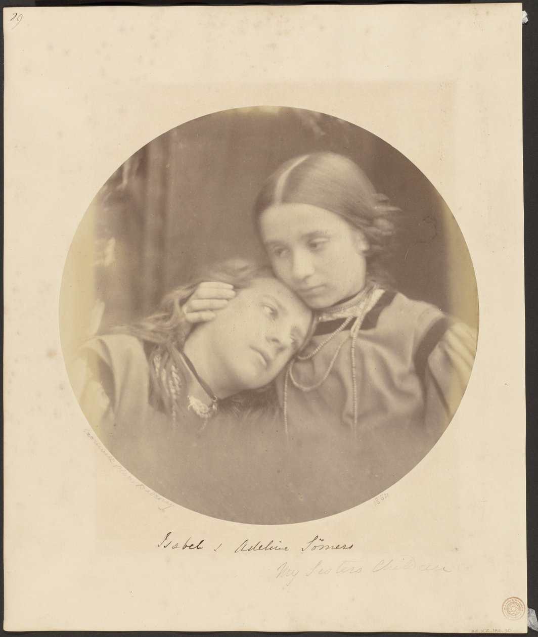 Isabel og Adeline Somers af Julia Margaret Cameron