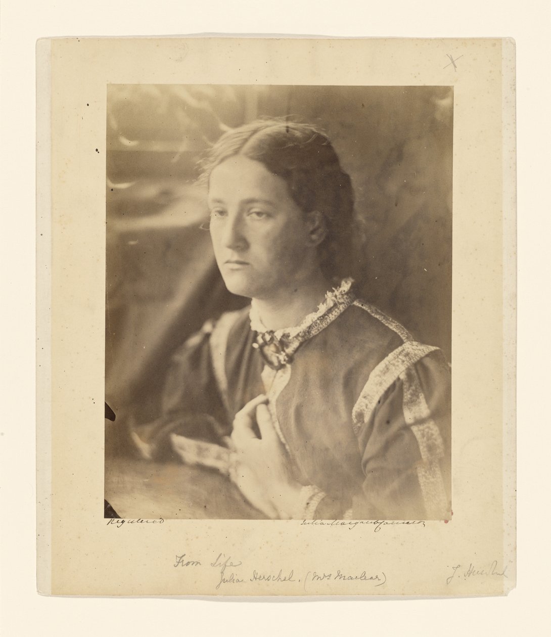 [Julia Herschel (fru Maclear)] af Julia Margaret Cameron