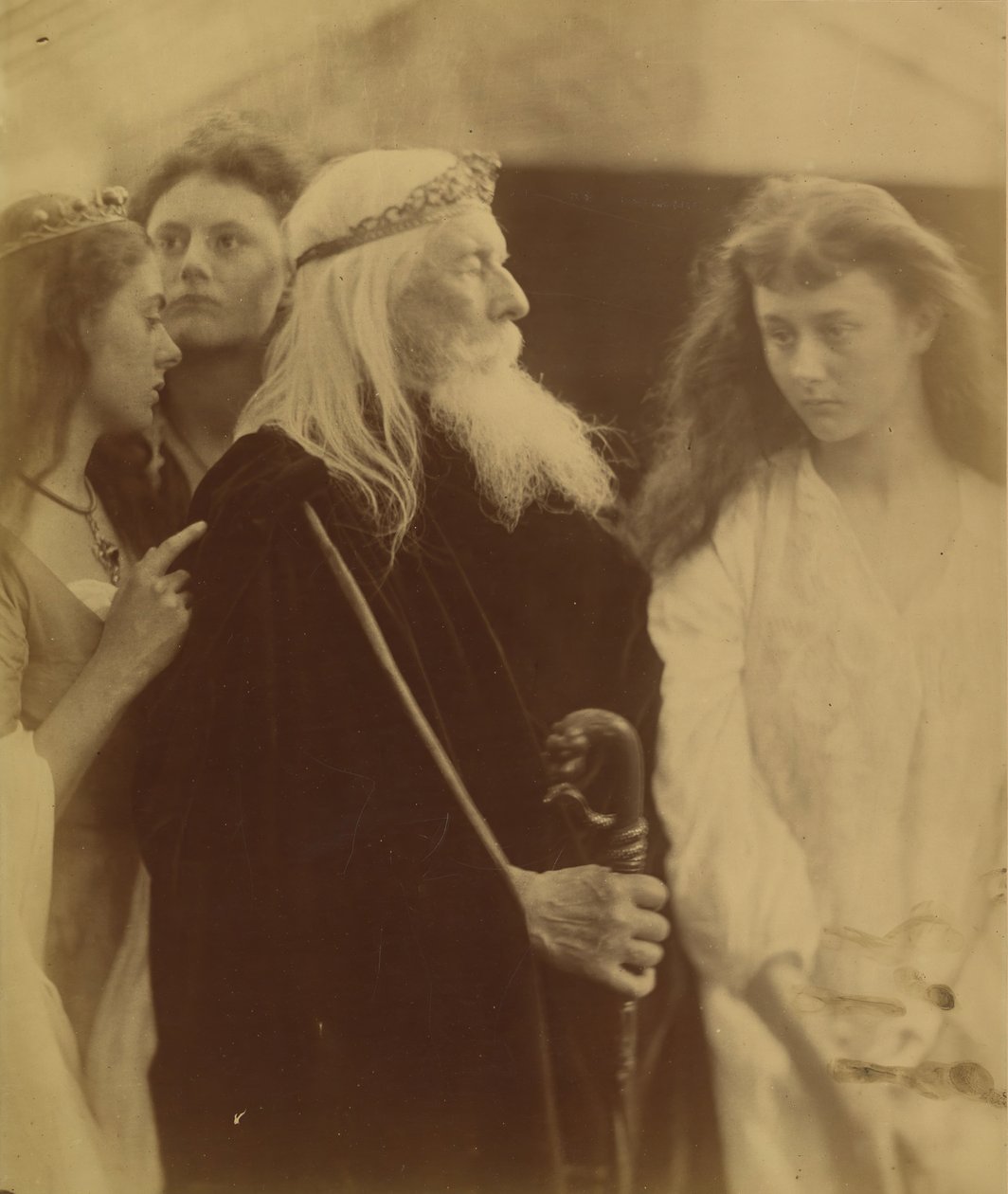 Kong Lear tildeler sit rige til sine tre døtre, 1872. af Julia Margaret Cameron